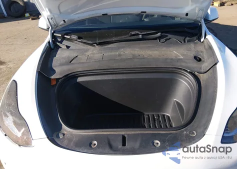 2020 Tesla Model Y Long Range Dual Motor All-Wheel Drive from USA, damaged, VIN 5YJYGDEE1LF056089